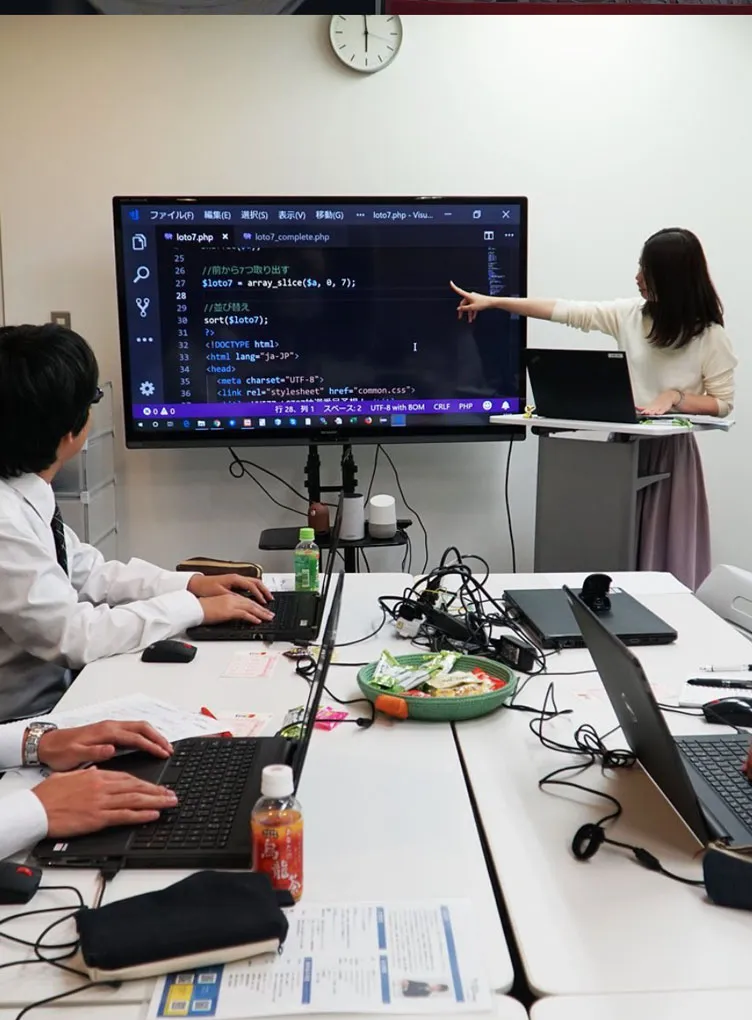 ウィズテクノロジーで働いてる雰囲気